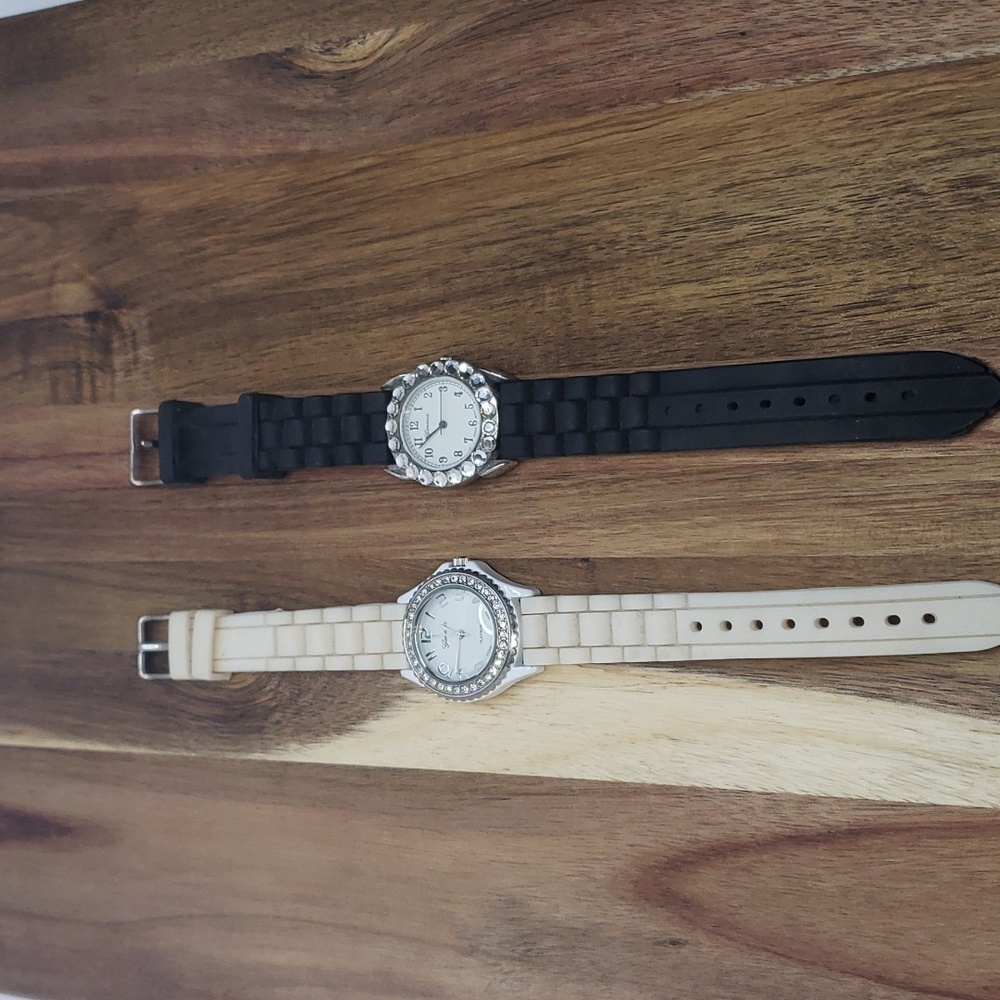 2000'S 2 SILICONE WATCHES